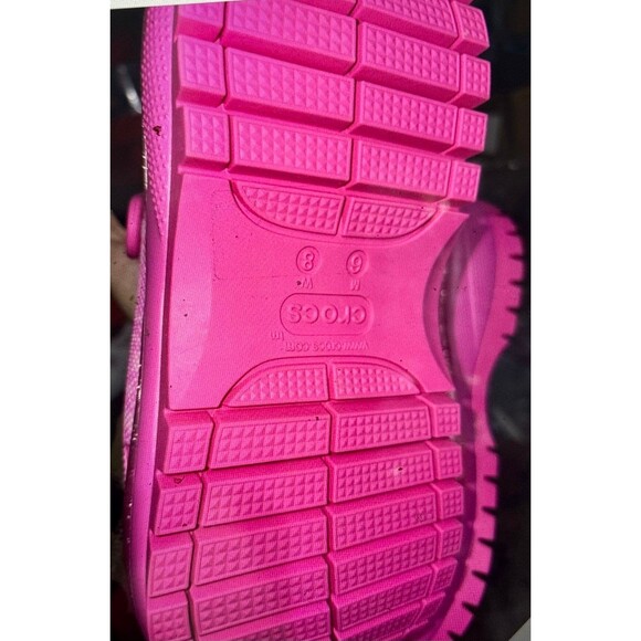 Barbie Pink Crocs women size 8 
Brand New with Tags - Picture 6 of 6